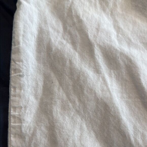 H&M DIVIDED Classic White Cotton Button-Up Shirt Size Small Casual Basic - Picture 3 of 5